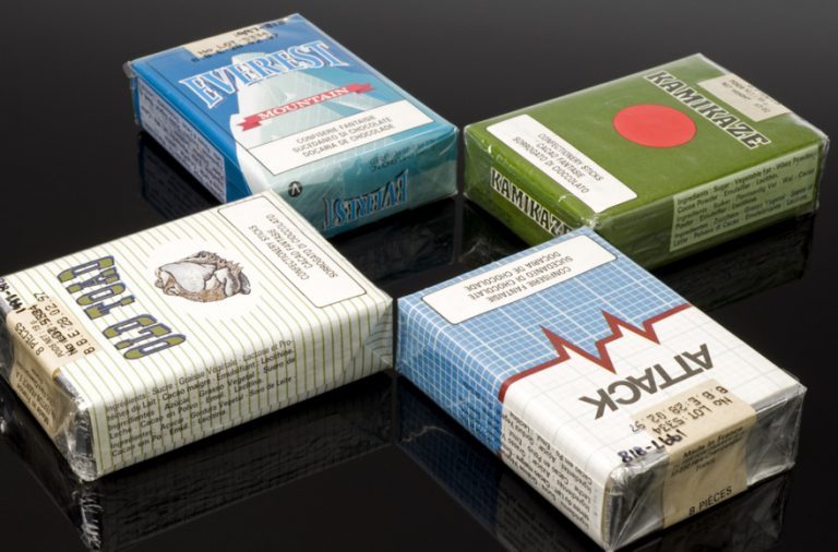 Cigarette en chocolat Les 5 meilleurs goûters disparus des années 90 TopCinq.fr